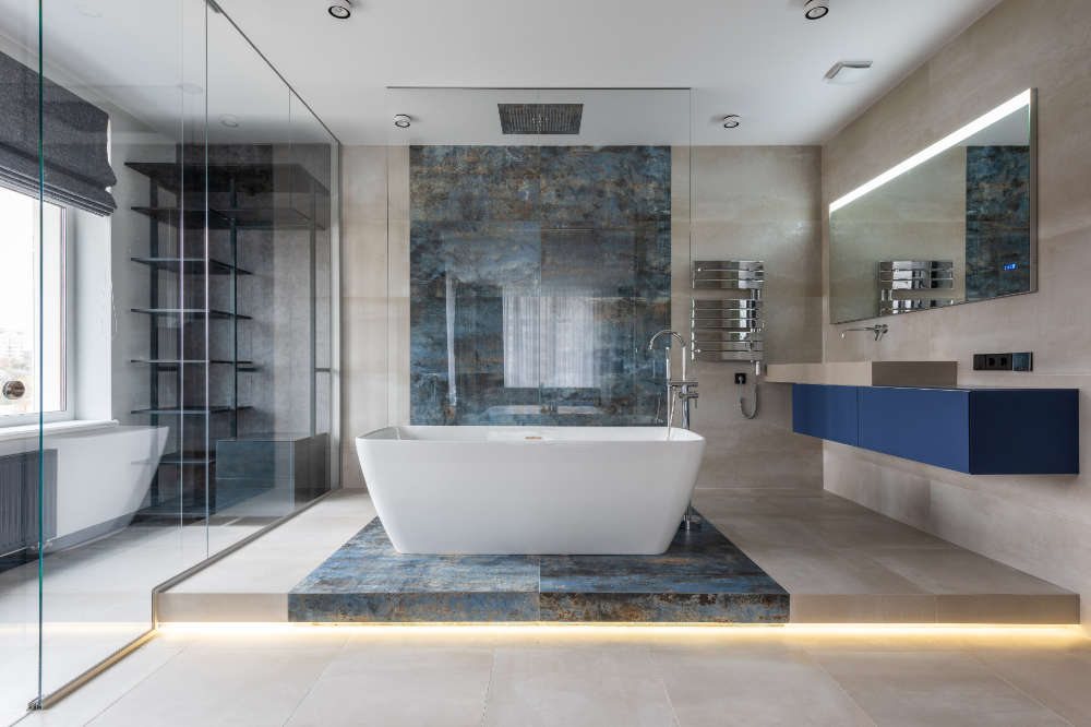 luxury bathroom